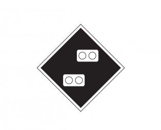 Постоянный сигнальный знак - Внимание! Токораздел